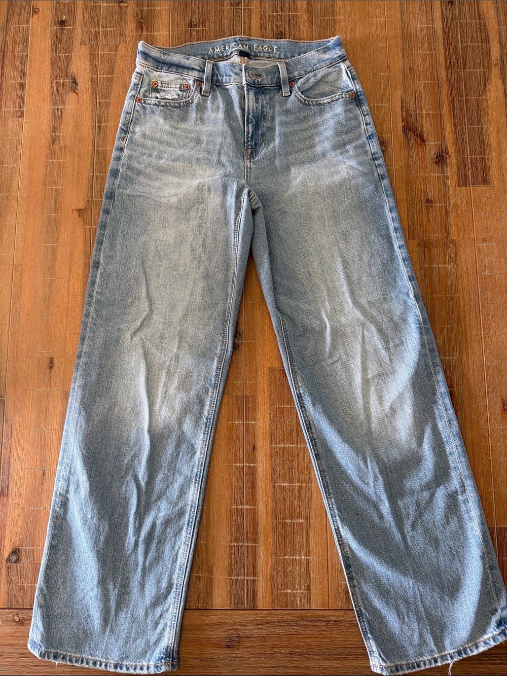 American Eagle Outfitters Light Wash Wide Leg Jeans